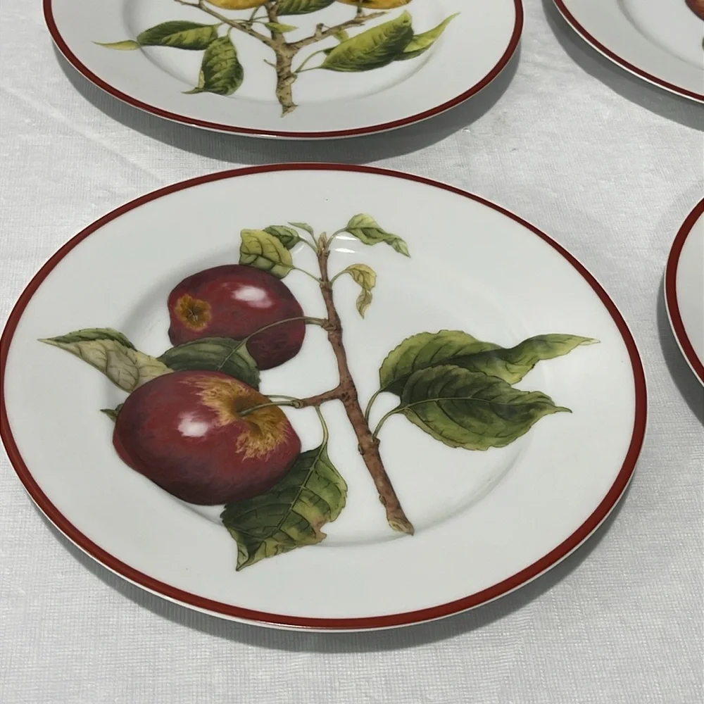 Williams Sonoma Apple Orchard 8.25” Salad Dessert Plates set of 4
